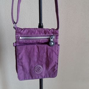 Kipling small crossbody bag😀😀😀